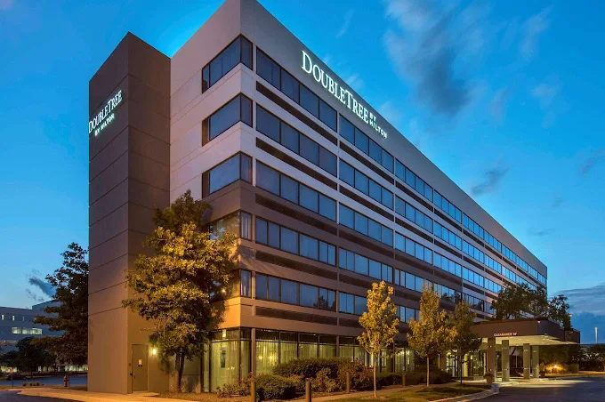 DoubleTree by Hilton, Chicago-Schaumburg | Vedara Ventures